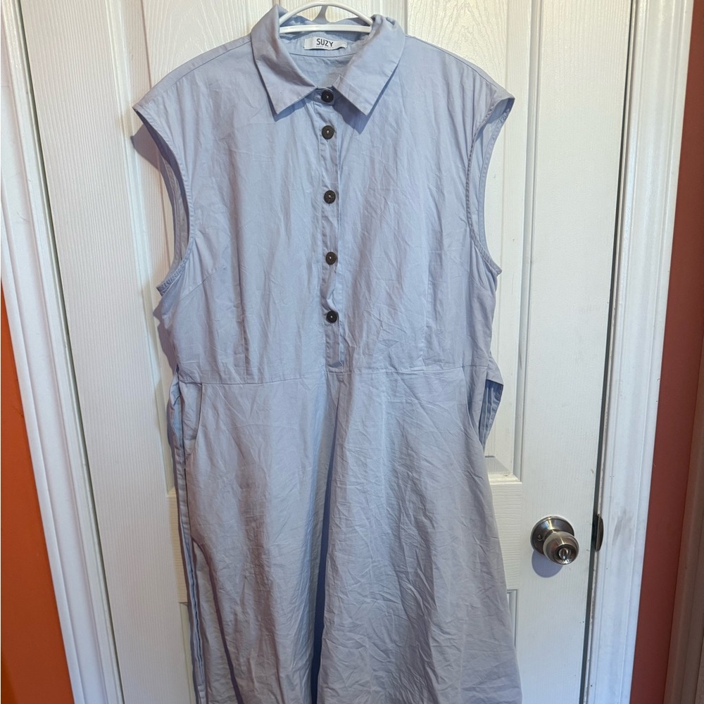 Sleeveless 100% cotton Light Blue Button-Up Dress